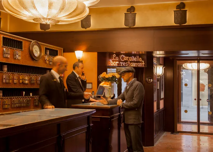 Hotel Saturnia & International
